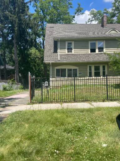 Main picture of 41 Belmont Ave