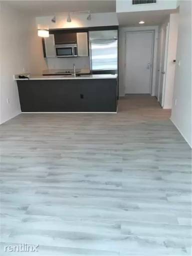 Main picture of Paraiso Bayviews Condo
