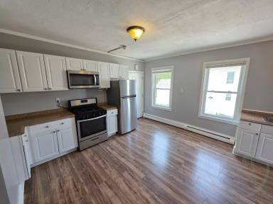 Main picture of 888 Branch Ave