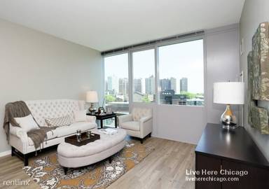 Main picture of Halsted Flats