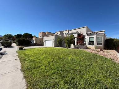 Main picture of 9600 Allande Rd NE