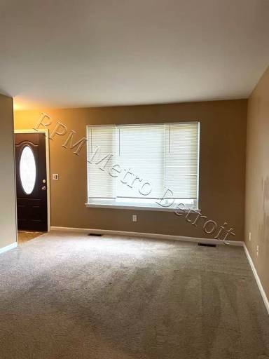 Main picture of 33633 Cheryl St