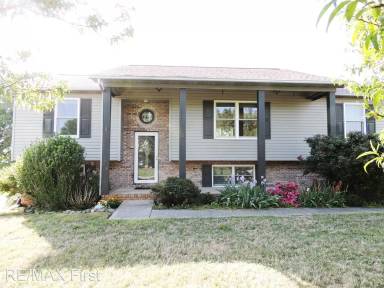 Main picture of 4125 Franklin Hill Blvd