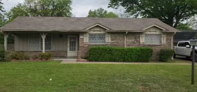 Main picture of 11607 E 24th St