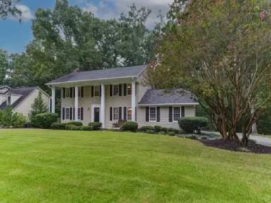 Main picture of 395 Hunters Blind Dr