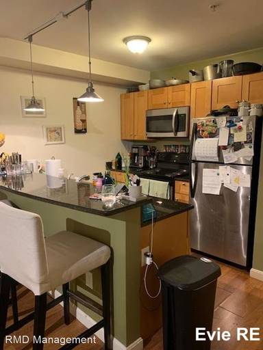Main picture of 37 Chelsea St