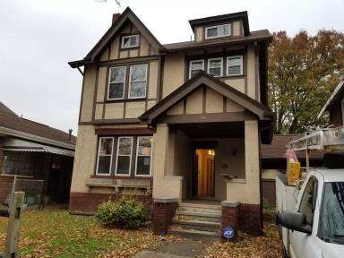 Main picture of 340 6th Ave