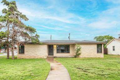 Main picture of 3501 35th St