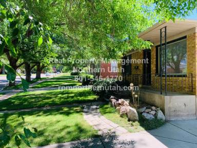 Main picture of 925 33rd St