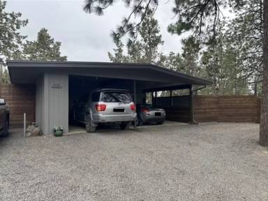 Main picture of 265 NW Linster Pl