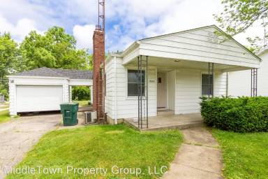 Main picture of 1904 N Maplewood Ave