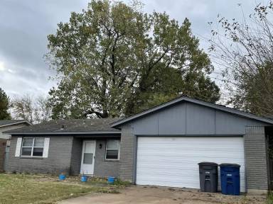 Main picture of 11842 E 36th St