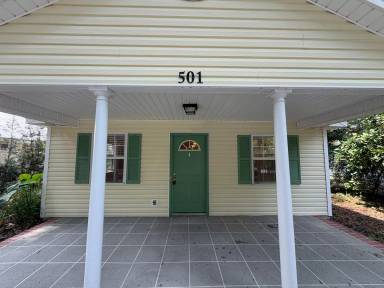 Main picture of 501 Pine St
