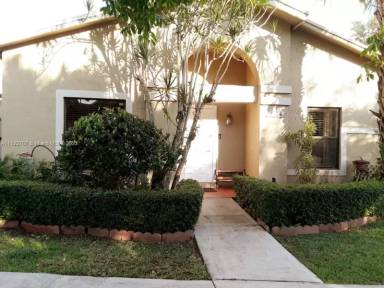 Main picture of 6466 SW 152nd Circle Pl