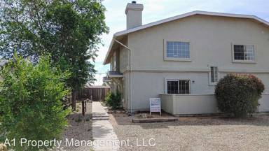 Main picture of 3301 N Hedgewood Dr