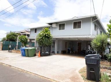 Main picture of 94-556 Laenui St