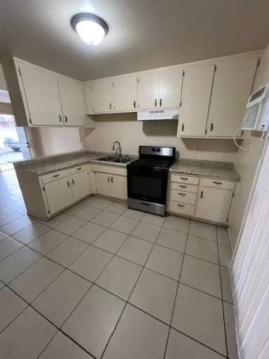 Main picture of 224 E Granger Ave
