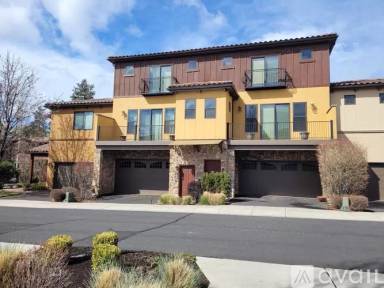 Main picture of 63148 NW Via Palazzo