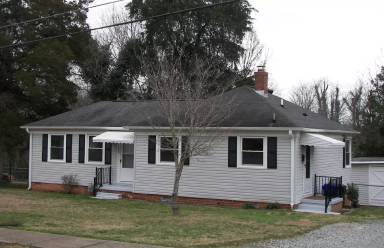 Main picture of 600 N Charles St
