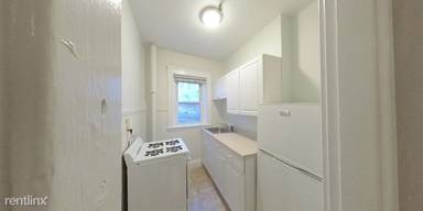 Main picture of 1450 Commonwealth Ave