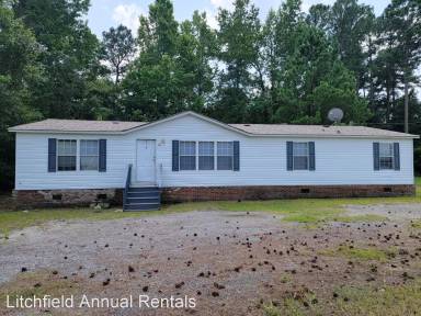 Main picture of 900 Bryan Dr