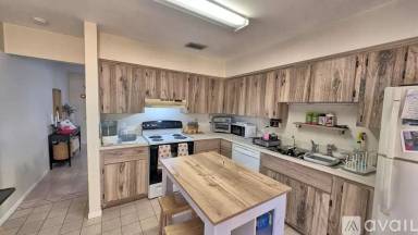 Main picture of 9086 E Highland Pines Blvd