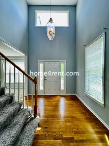 Main picture of 8102 W 144th Pl