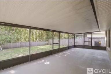 Main picture of 9735 Fox Chapel Rd