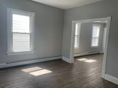 Main picture of 23 Gallup St