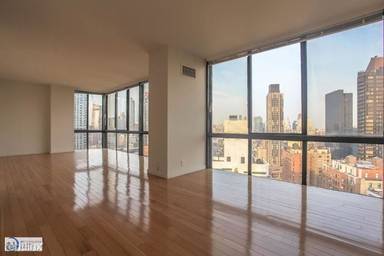 Main picture of 360 E 57th St