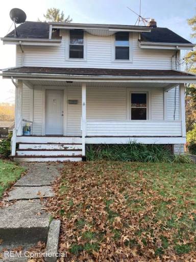 Main picture of 436 Center Ave