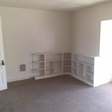 Main picture of 127 E Cottage Pl