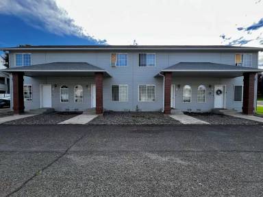 Main picture of 1231 S 75th Ave