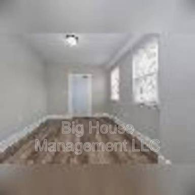 Main picture of 3407 Elgin Ave