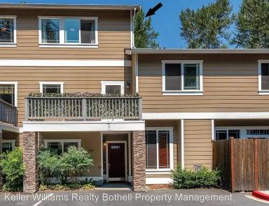 Main picture of 1060 215th Pl SE