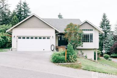 Main picture of 1109 Newton St