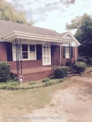 Main picture of 405 N Jefferson Ave