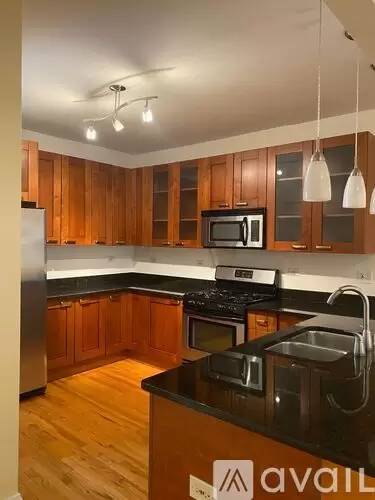Main picture of 1136 W Pratt Blvd