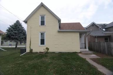 Main picture of 1645 W 17th St