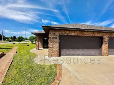 Main picture of Wild Horse Village II
