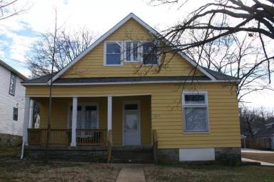 Main picture of 3807 Elkins Ave