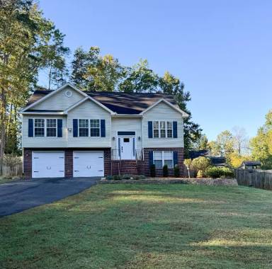 Main picture of 11812 Wilderness Park Dr
