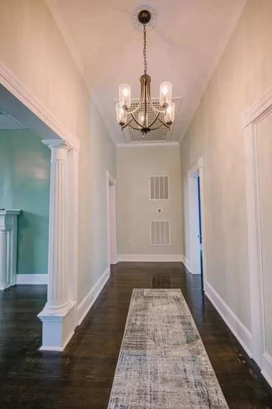 Main picture of 226 Broad St