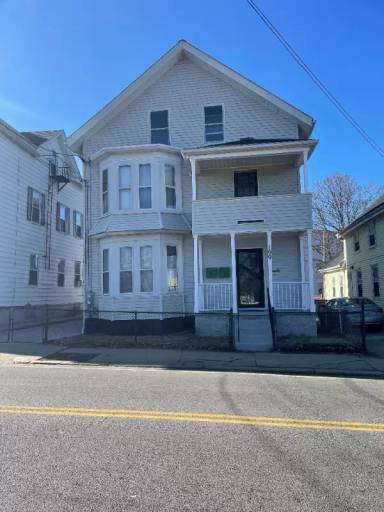 Main picture of 199 Pawtucket Ave