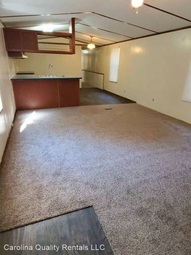 Main picture of 56 New Circle Ln