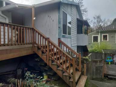 Main picture of 2715 SE 28th Ave