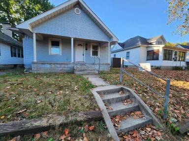 Main picture of 1655 2nd Ave