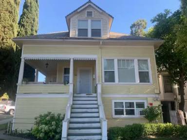 Main picture of 800 5th St
