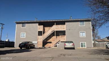 Main picture of 3920 W Elm St