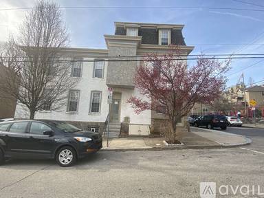 Main picture of 3900 Terrace St
